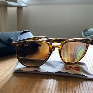 Like New RayBan Tortoise Polarized Sunglasses